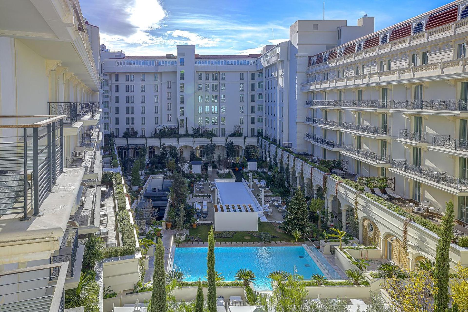 Carlton Riviera カンヌ エクステリア 写真